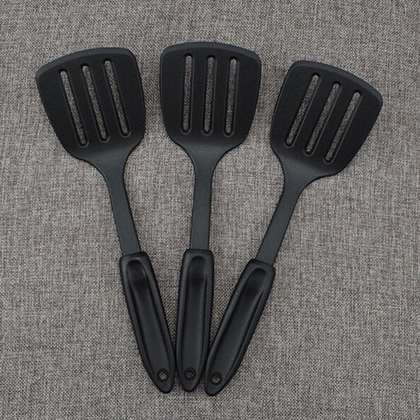 Plastic Slotted Turner Non-Stick Heat-Resistant Kitchen Utensil
