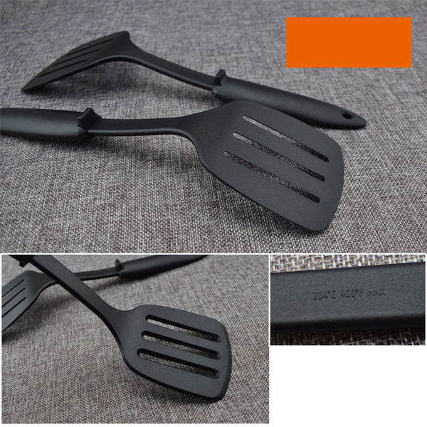 Plastic Slotted Turner Non-Stick Heat-Resistant Kitchen Utensil